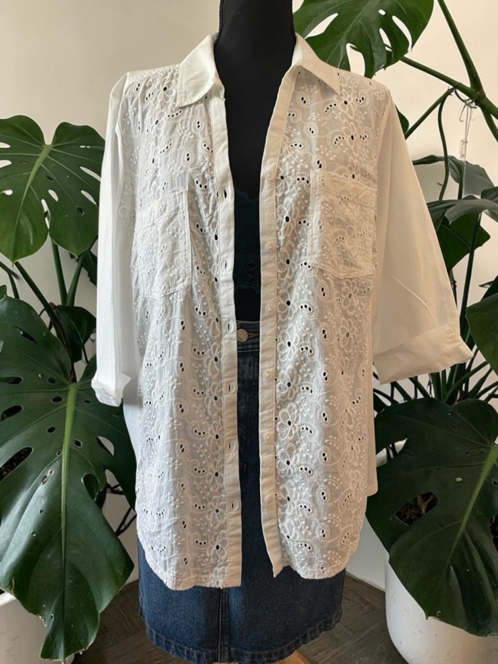 Croft & Barrow White Eyelet Button Up Shirt Women’s Large 100% Cotton - Picture 4 of 10